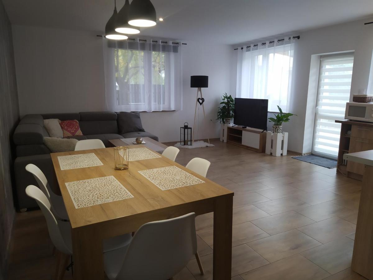 Apartament Kaola 耶莱尼亚古拉 外观 照片